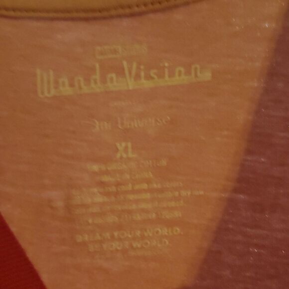 Marvel studio Wanda Vision sur Universe  XL tee Unsex - Picture 2 of 6